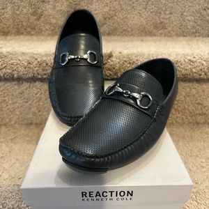 Men’s Kenneth Cole Reaction black leather dress shoe casual slip on